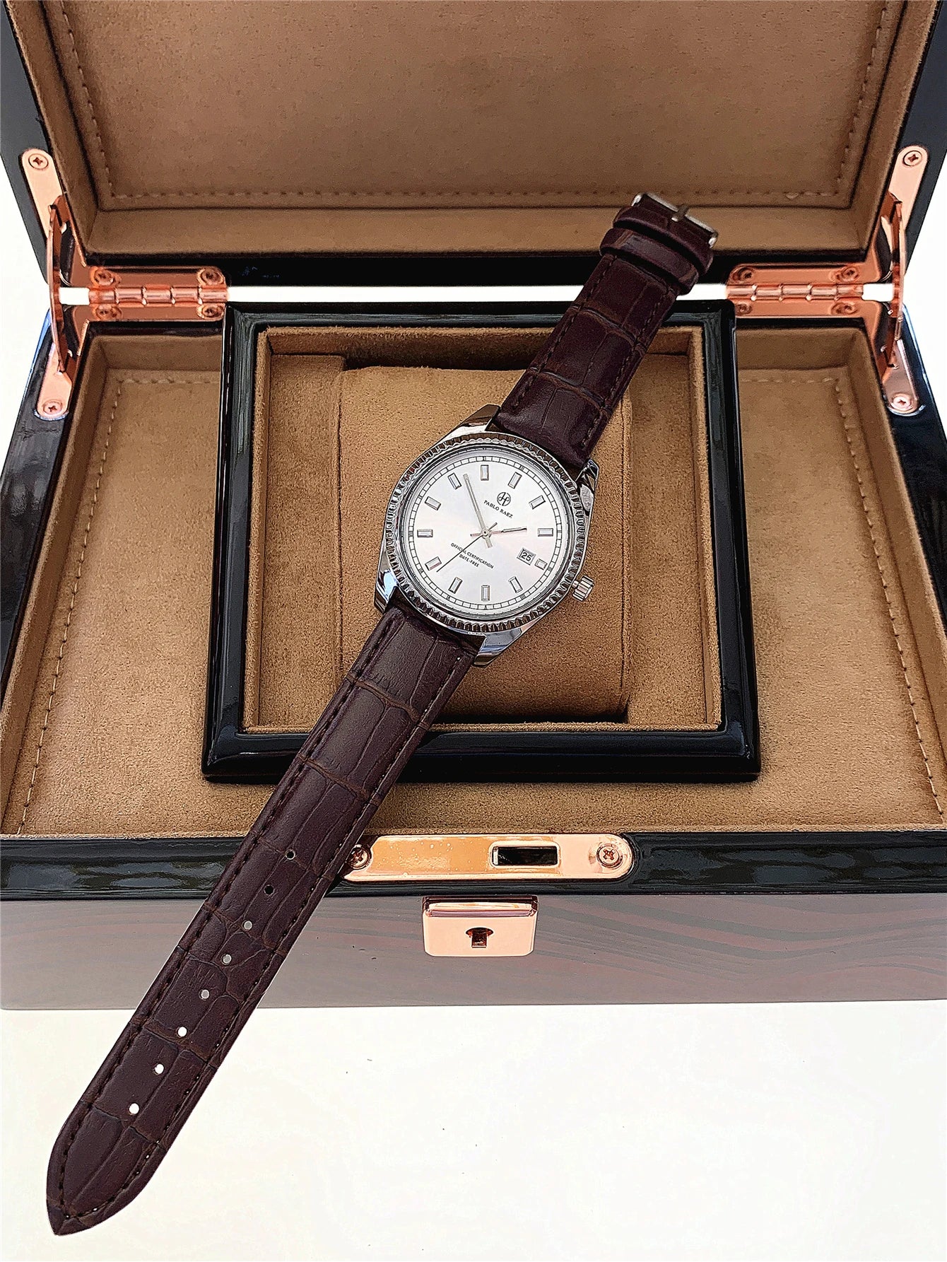 POEDAGAR Actual Photo Brand Top Luxury Man Watch Date Waterproof Luminous Leather Watches For Men High Quality Quartz Wristwatch