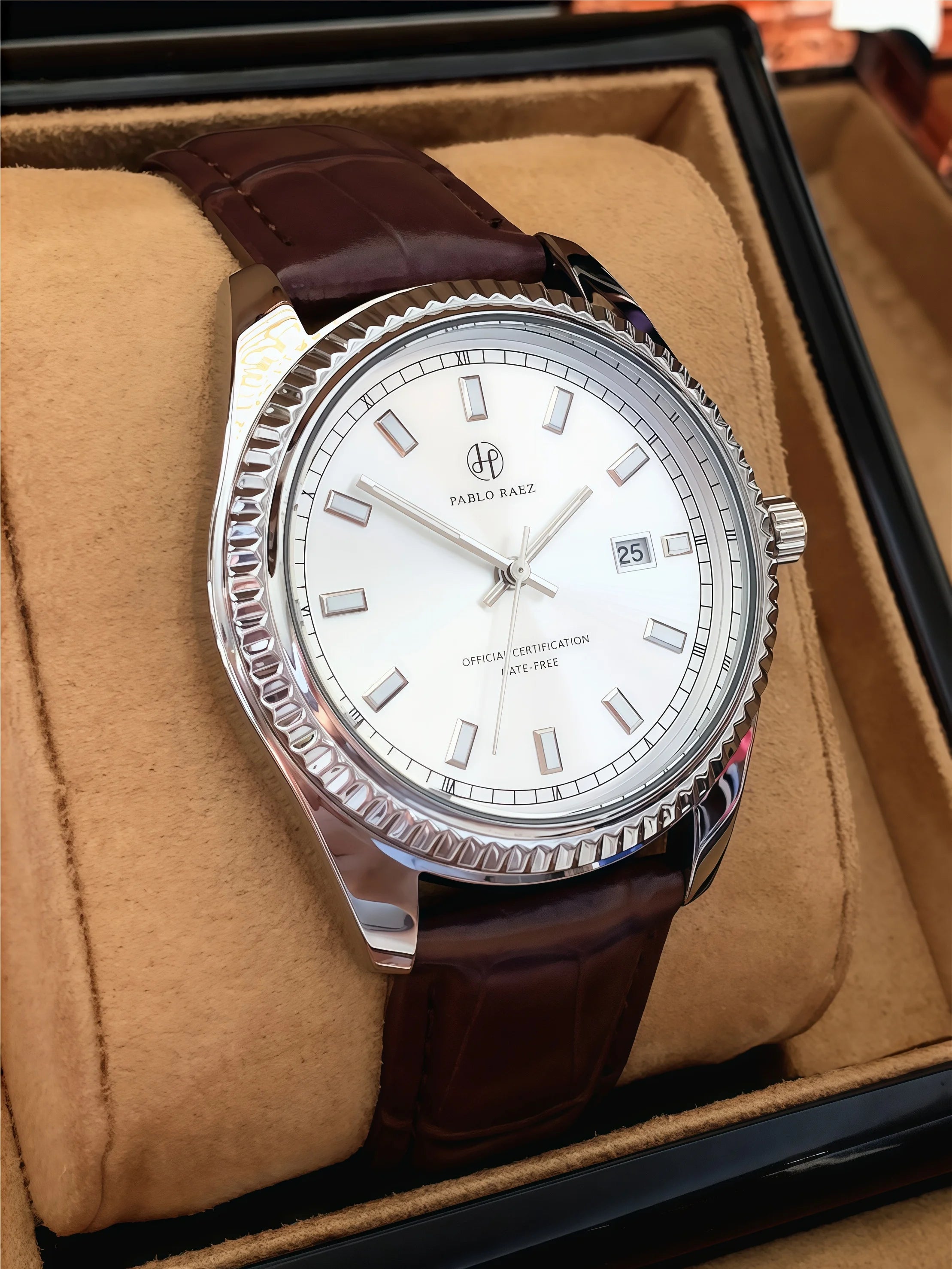 POEDAGAR Actual Photo Brand Top Luxury Man Watch Date Waterproof Luminous Leather Watches For Men High Quality Quartz Wristwatch